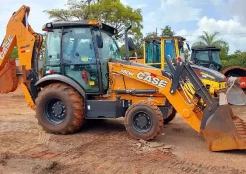 Retroescavadeira Case 580N