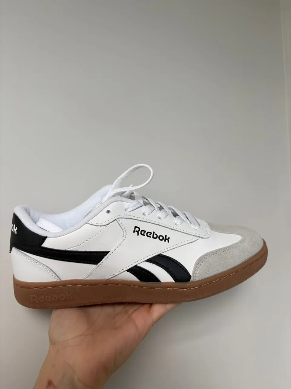 Tênis Reebok Masculino - Branco com Detalhes