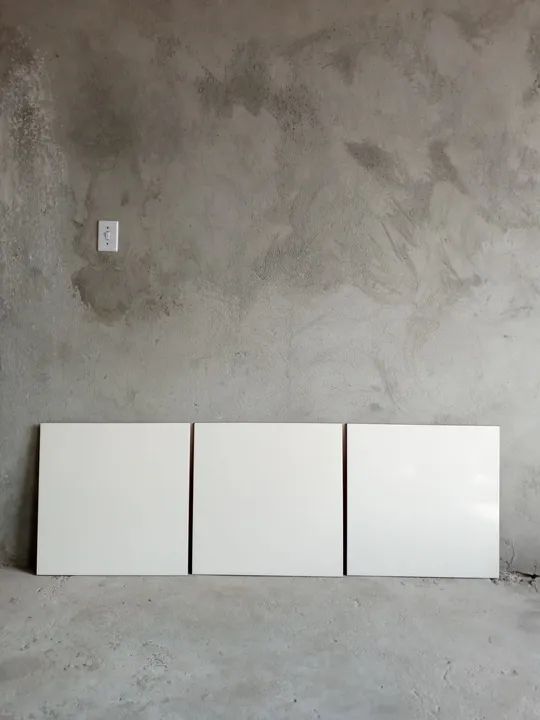 Vendo pisos incenor 65920 58×58 tipo A,Caixa 2,68 M2 Novo  