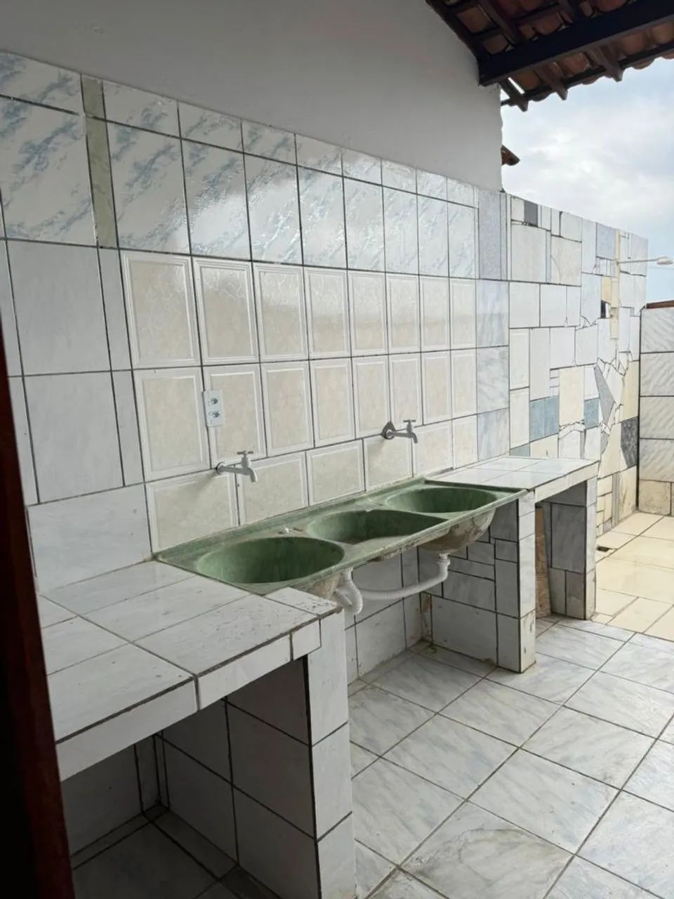 Vendo casa primeiro andar - Foto 5
