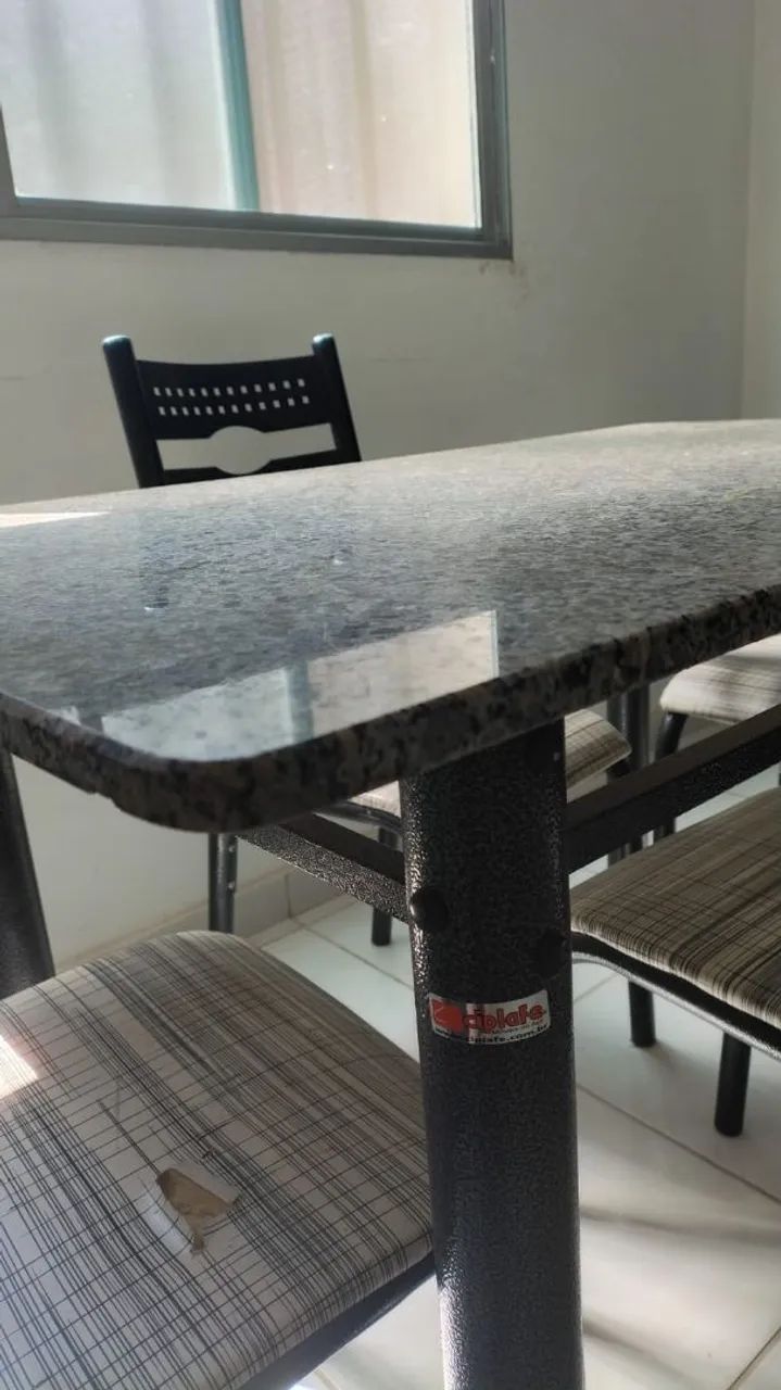 Dining table63824088510211121