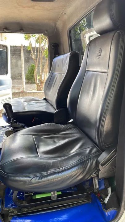 Caminhão refrigerado 3/4 Volkswagen 8.150 Delivery ano 2009 em perfeito estado. - Foto 14