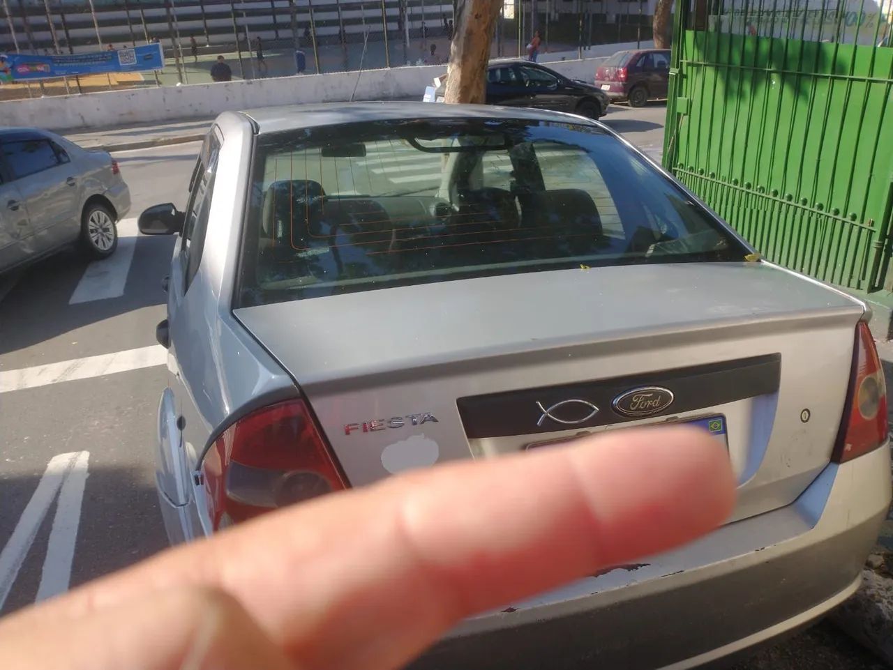 Ford Fiesta sedã 4 portas gasolina  - Foto 5