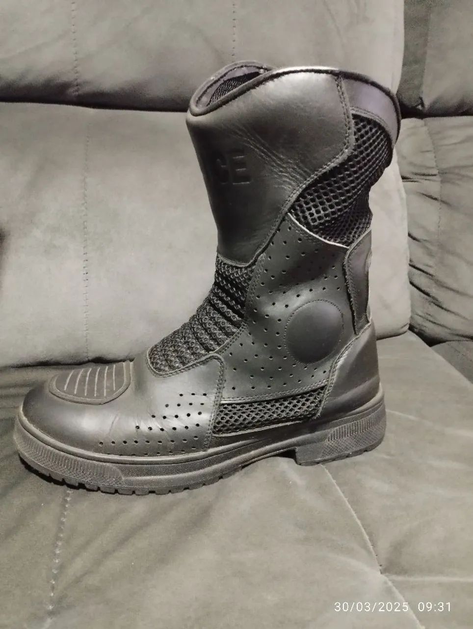 Botas de coturno- Preto - Foto 3