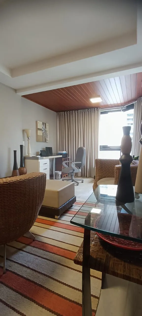 Duplex para venda possui 340m² com 4 quartos em Praia do Canto - Vitória - ES