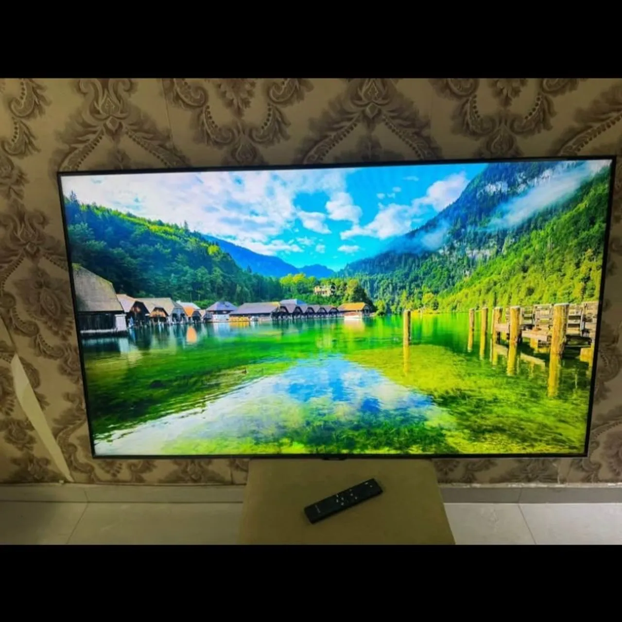 Smart tv Samsung 50 polegadas 4k UHD crystal com Alexa, Xbox, Bluetooth, tela infinita