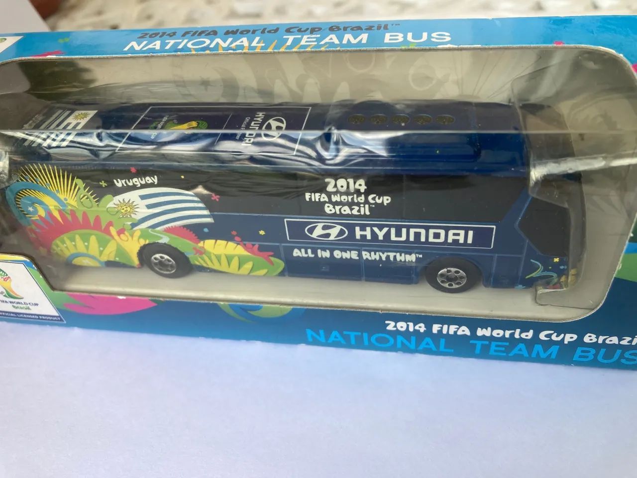 Miniatura Ônibus Uruguai Copa Do Mundo - Foto 3
