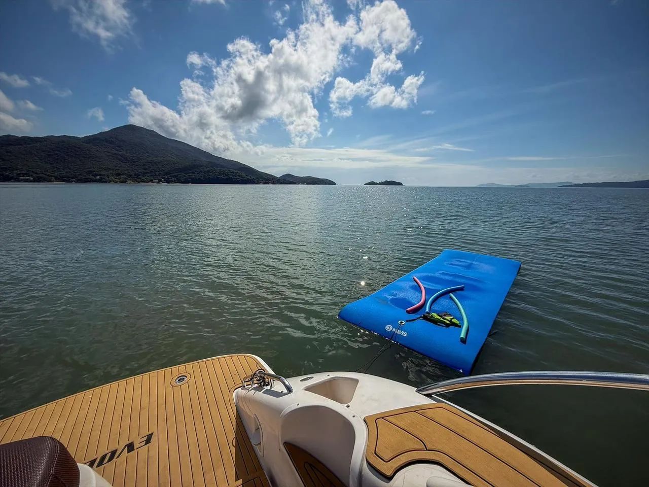 Lancha Evolution 335 linda - Foto 4