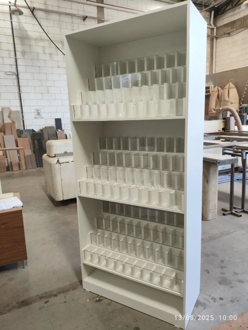 Moveis para papelaria - Caneteiro triplo 200x88x40 MDF Entregue montado - Foto 2