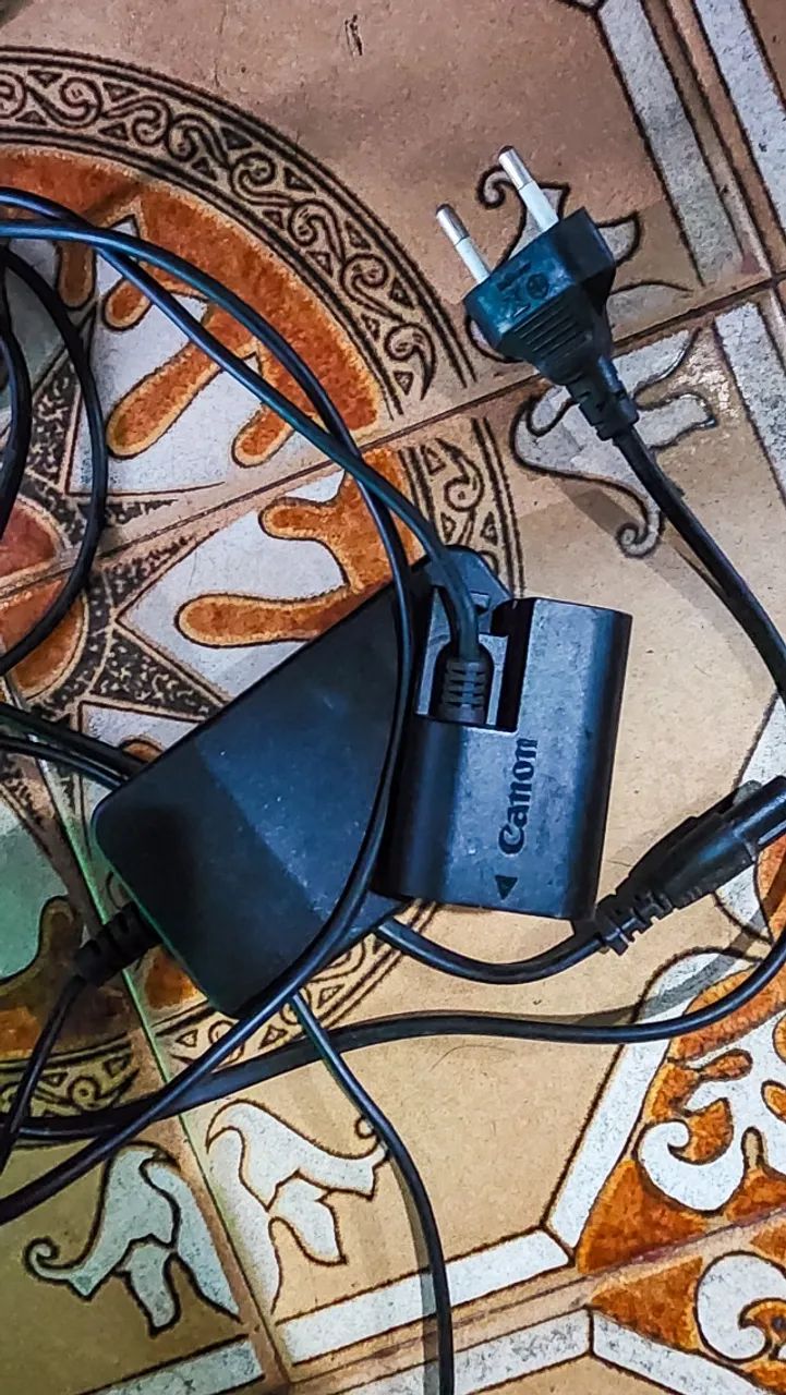 AC Fonte de alimentação Dummy tomada para Câmera Canon 5D - bateria LP-E6