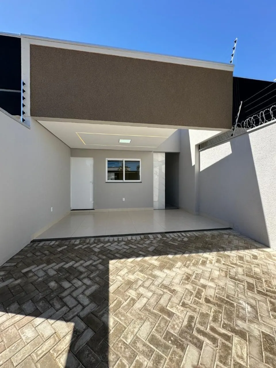 CASAS NOVAS GERMINADAS NA 1503 SUL