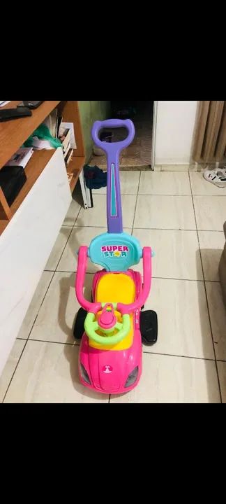 Carrinho de empurrar infantil - Divertido e colorido! - Foto 5