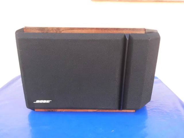 Par de caixas Bose - Bose 201 Series IV 