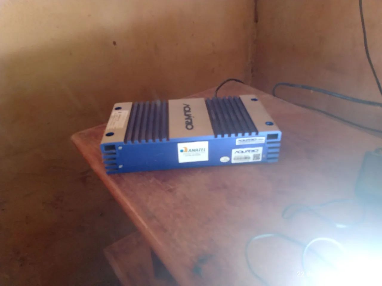 Aparelho repetidor de sinal celular.Aquário