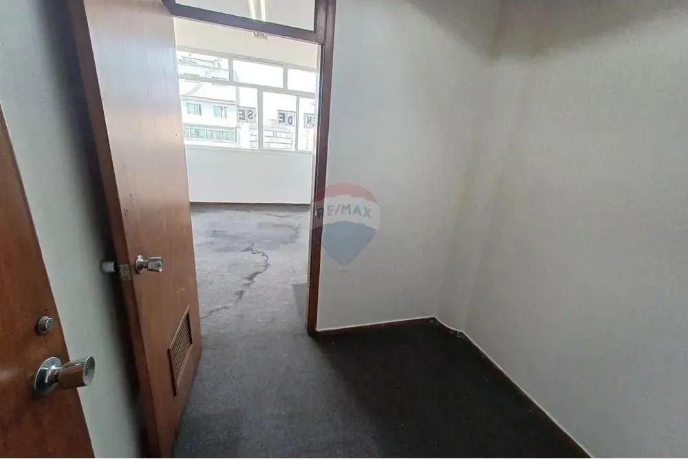 SALA A VENDA COM 35,4m² - PREÇO ABAIXO DO MERCADO - Foto 4