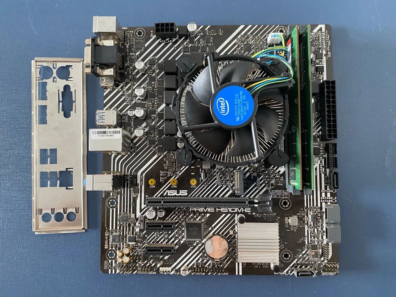 Kit i7 10700f décima geração/ com 16GB 