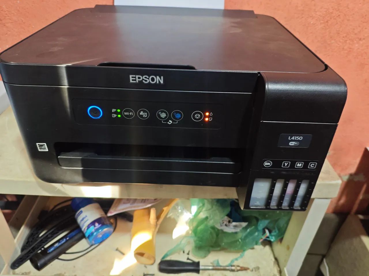 Impressora Epson l4150 com defeito / retirar pe