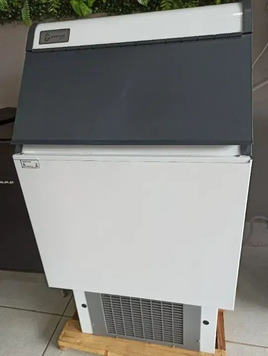 Maquina de Gelo Everest - Foto 3