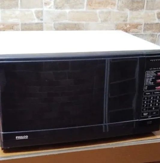 Micro-ondas Philco em ótimo estado