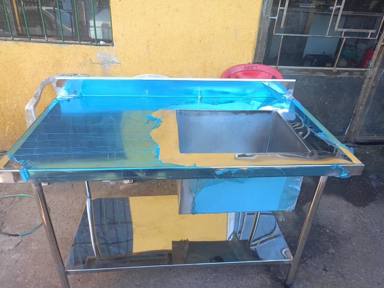 Mesa de Aço Inox com Pia - Ideal para Cozinha