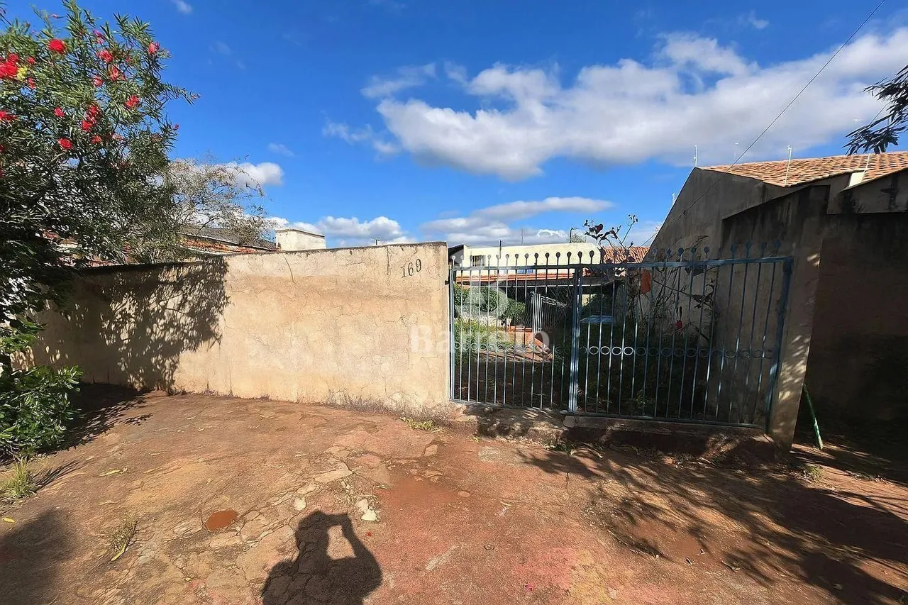VENDE-SE TERRENO  300m²  JARDIM ANTARES