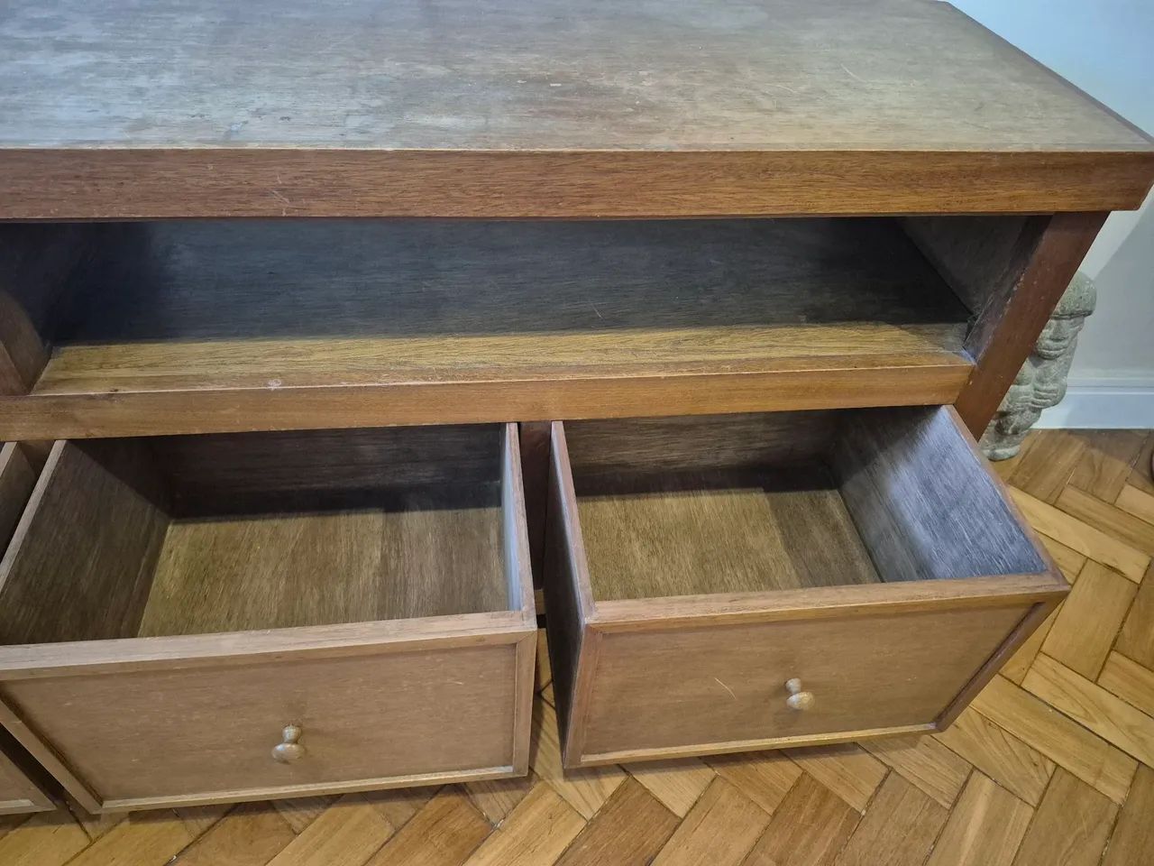 Rack de madeira com 4 gavetoes - Foto 4