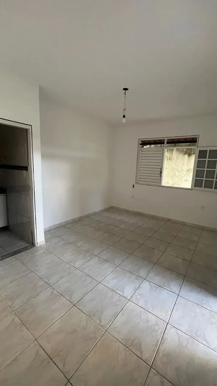 VENDO CASA EM CONDOMINIO FECHADO NA SANTA AMELIA