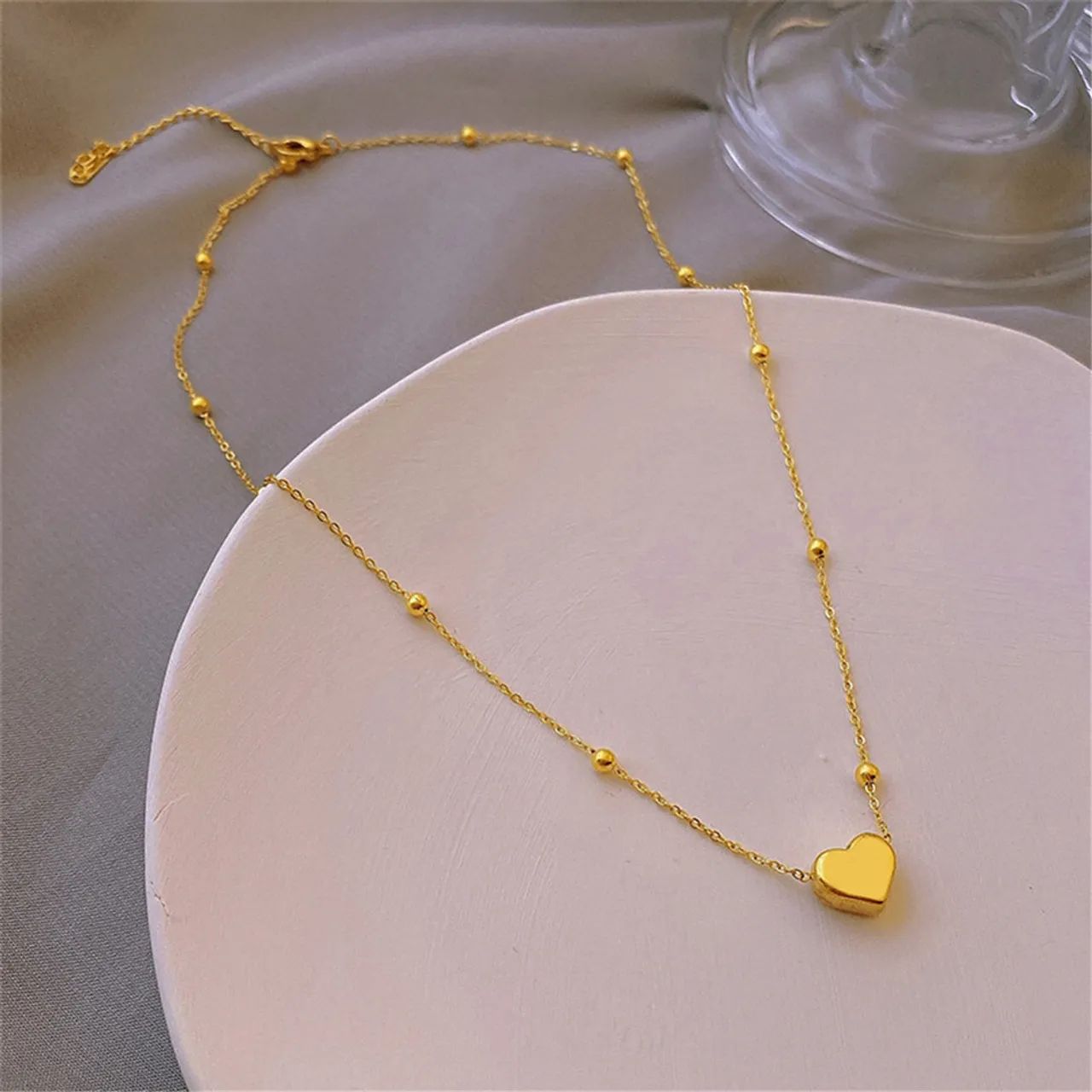Colar Coração Dourado Folheado à Ouro  - Foto 2