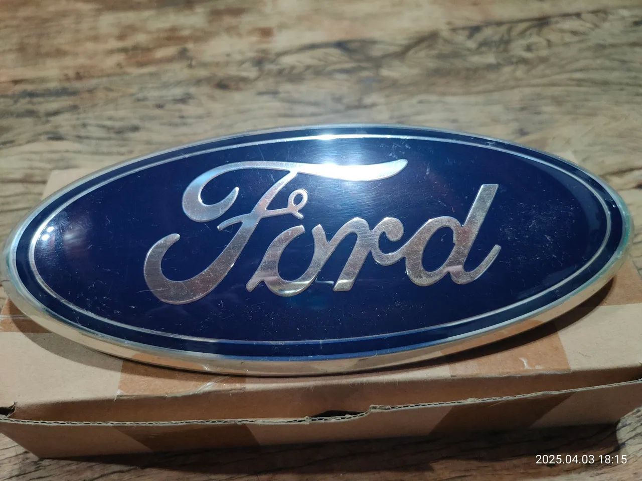 Emblema Azul Ford