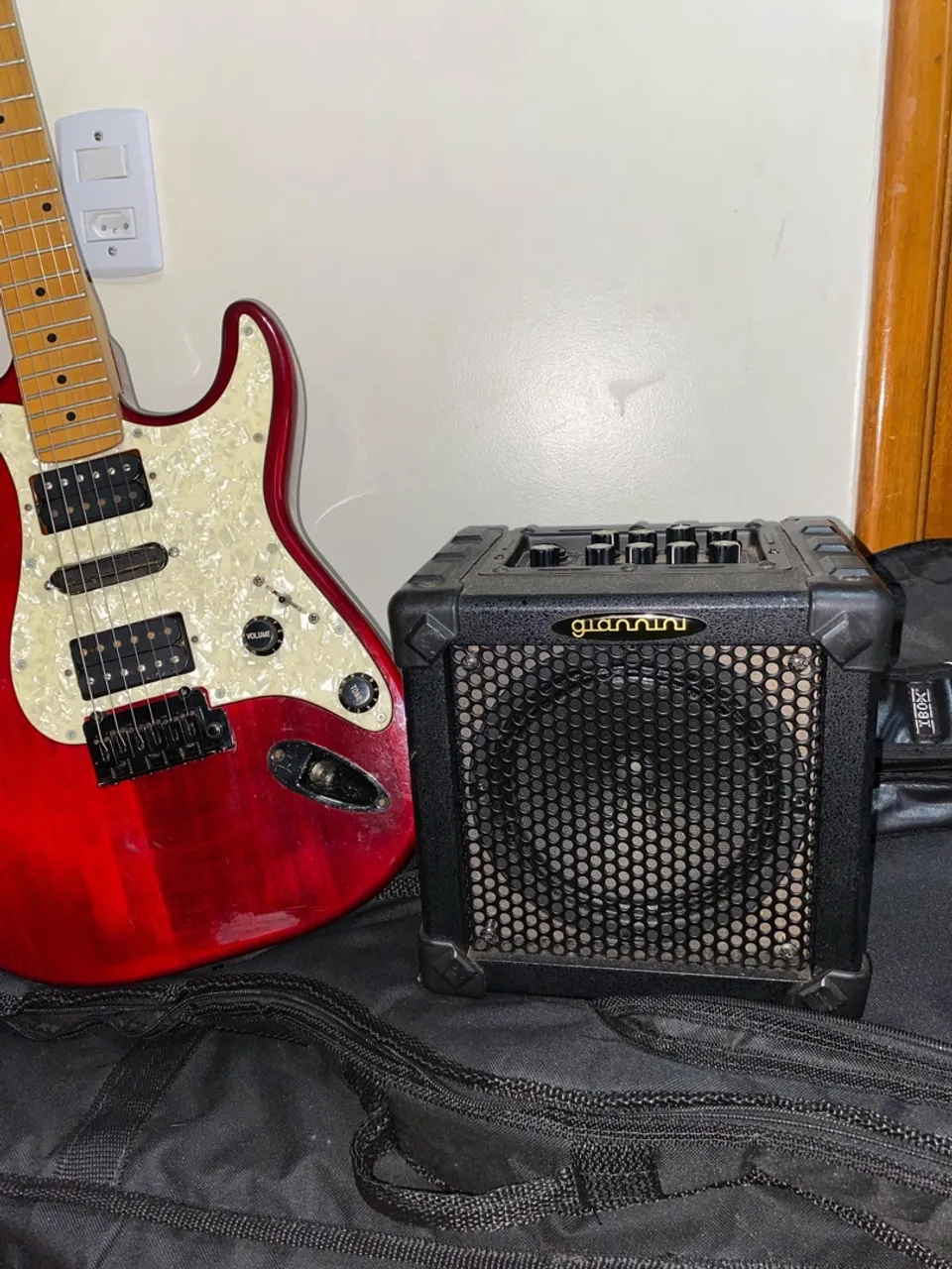 Guitarra Condor e equipamentos !!Oportunidade única!!