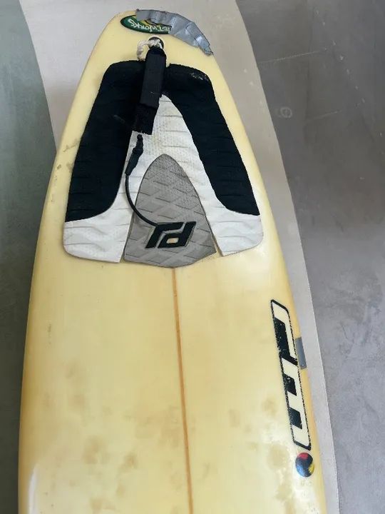 Prancha Autografada por Gabriel Medina e Ricardo Martins - Edição Exclusiva Volcom 5?6? - Foto 6