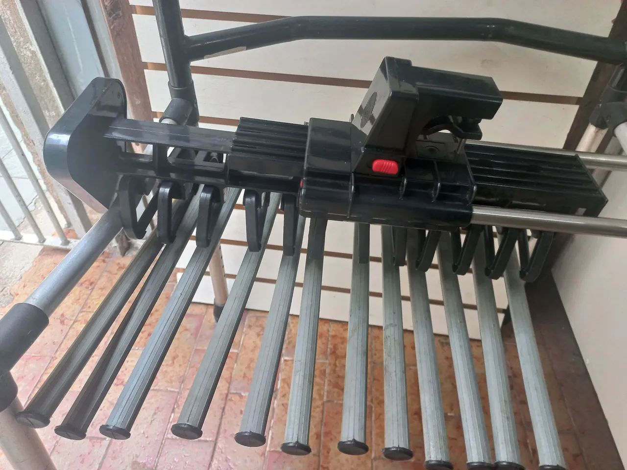 Organizador de calças com 12 cabides - Foto 4