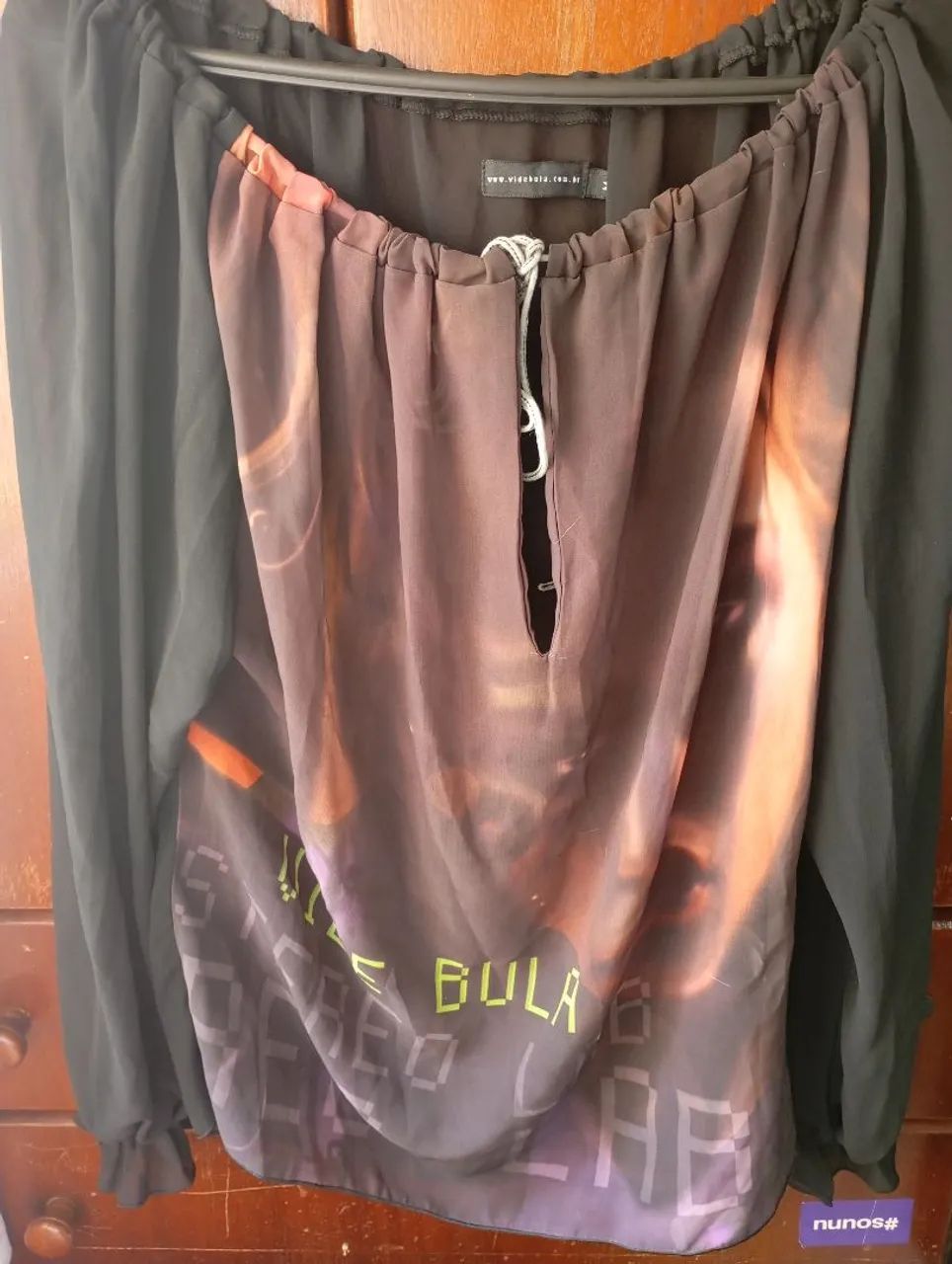 Blusa de Chiffon com Estampa víde bula
