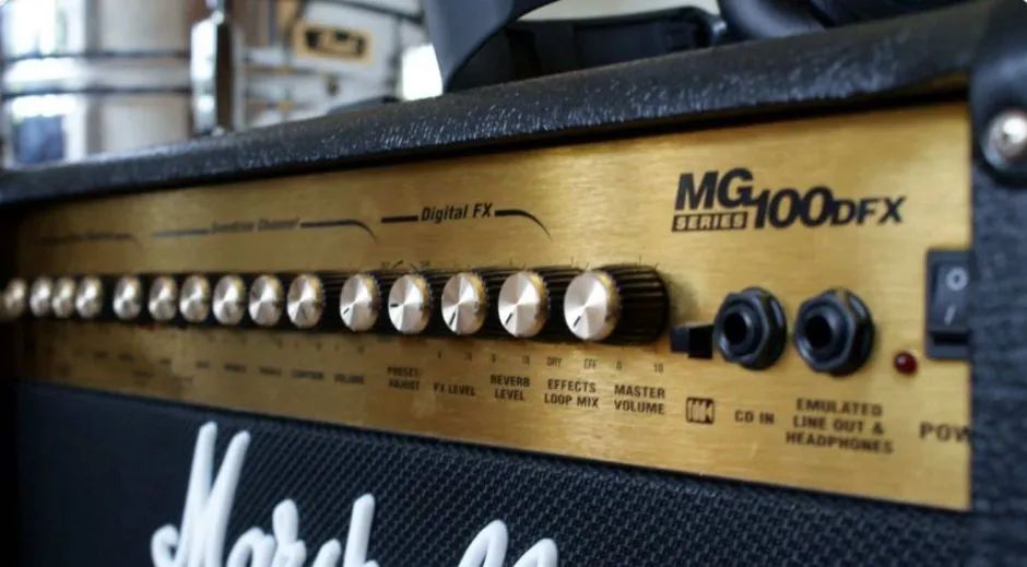 Amplificador Marshall MG100DFX - Foto 4