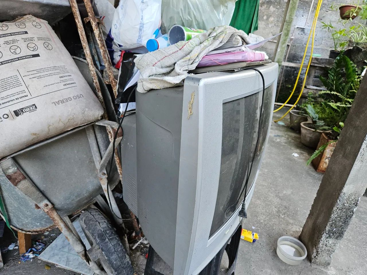 TV Philips 29 polegadas - Foto 4