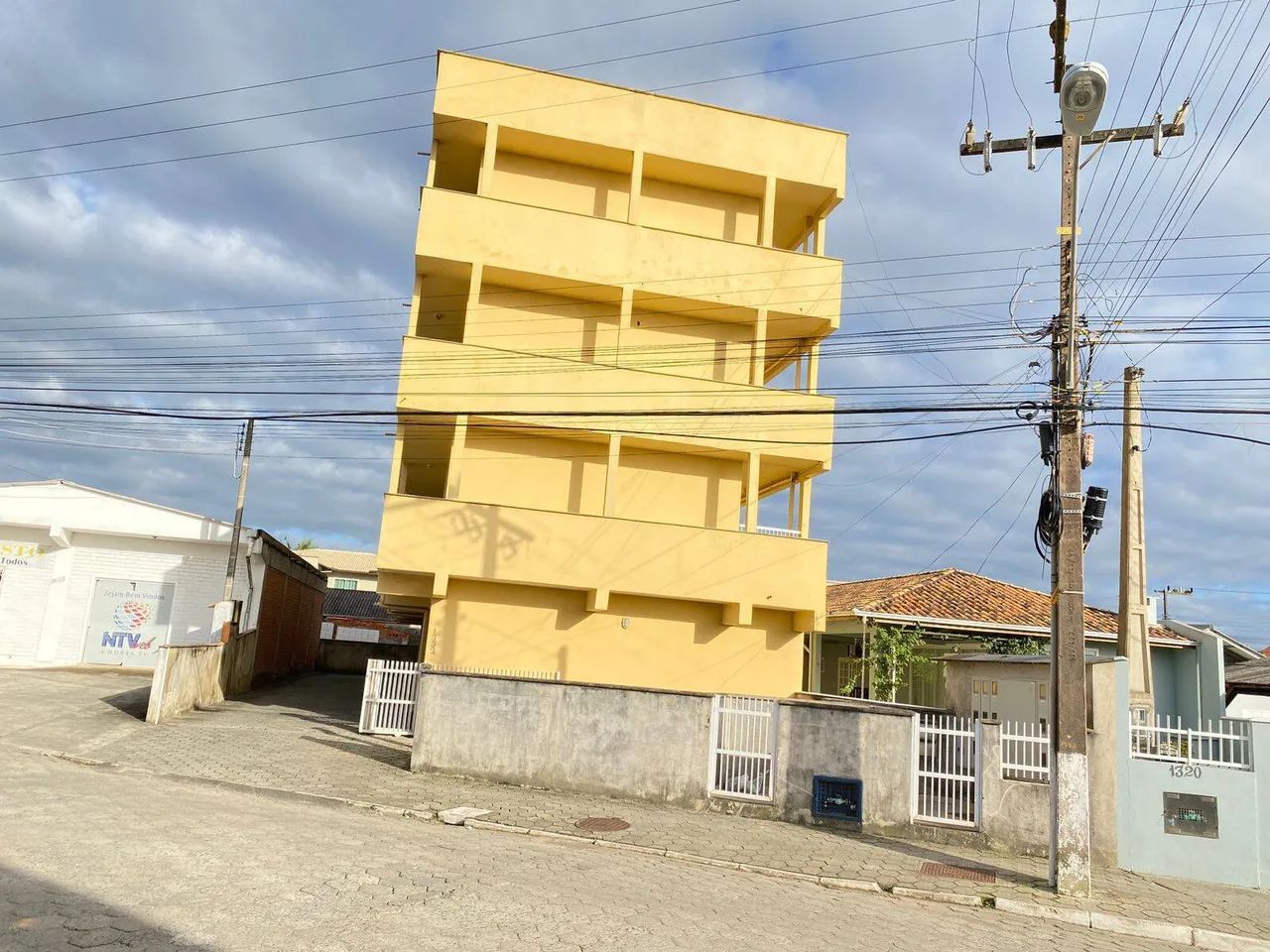 Prédio com 15 apartamentos, 688,5m², a venda em Bal. Barra do Sul - Salinas - Foto 3
