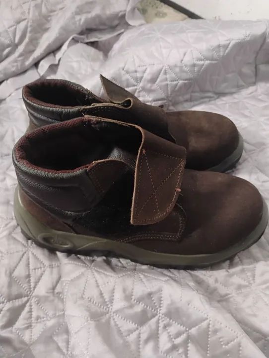 Bota de Segurança Impermeável - Foto 4