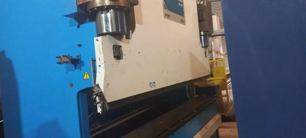 PRENSA DOBRADEIRA GASPARINI PBB300 CNC  - Foto 4