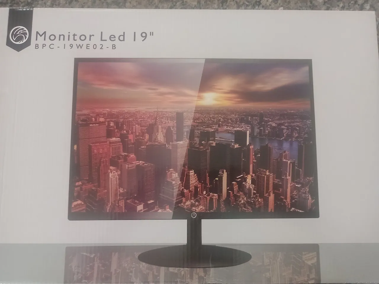 Monitor LED 19'' BPC - 19WE02-B