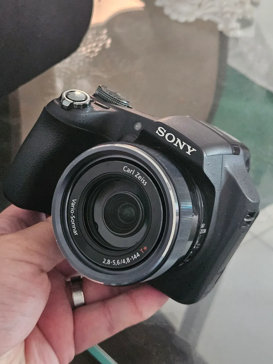 Câmera Sony Cyber-shot DSC-HX100V