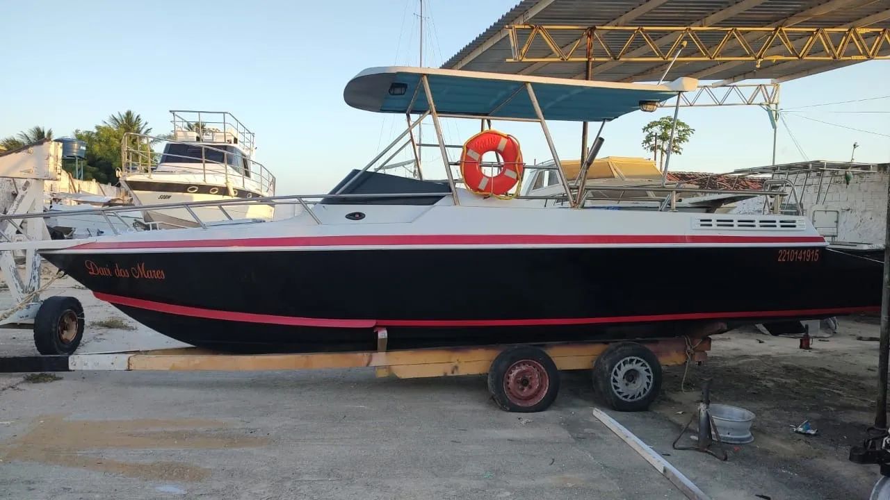 Lancha DM 24 pes diesel  - Foto 2