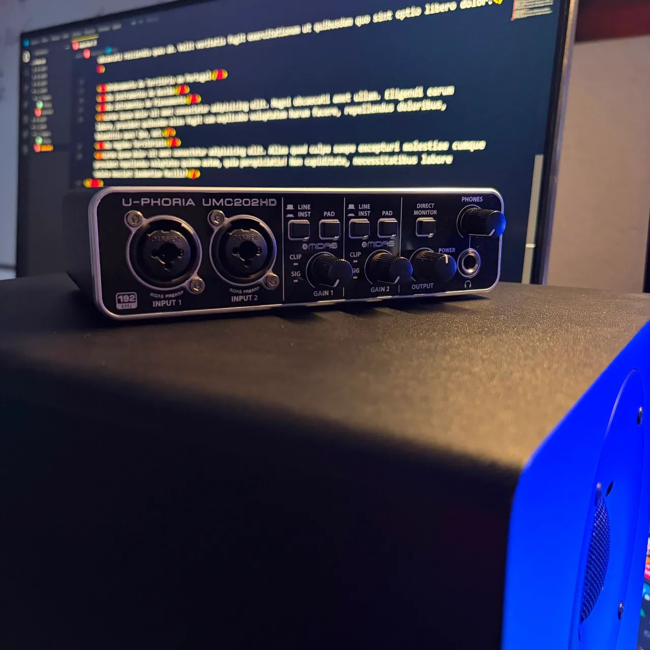 Interface de áudio behringer umc 202hd 
