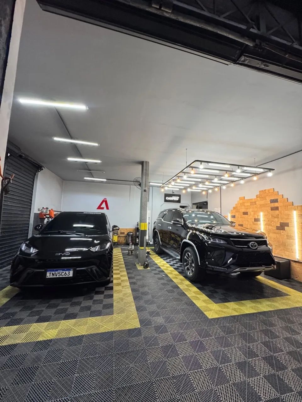 Estética automotiva completa - lava-jato pronto para operar