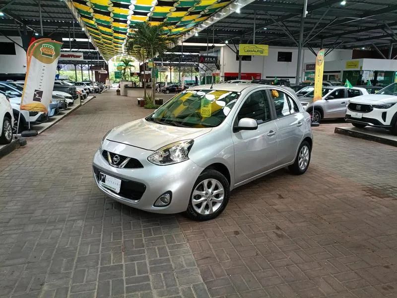 Nissan March MARCH SV 1.0 12V Flex 5p 2015