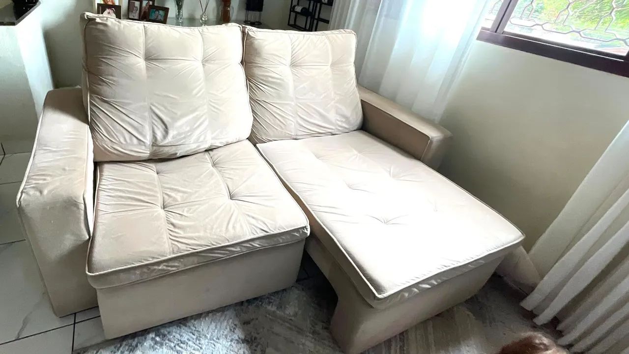? Conjunto de sofá retrátil+ 2 poltronas - R$ 700 - Foto 2