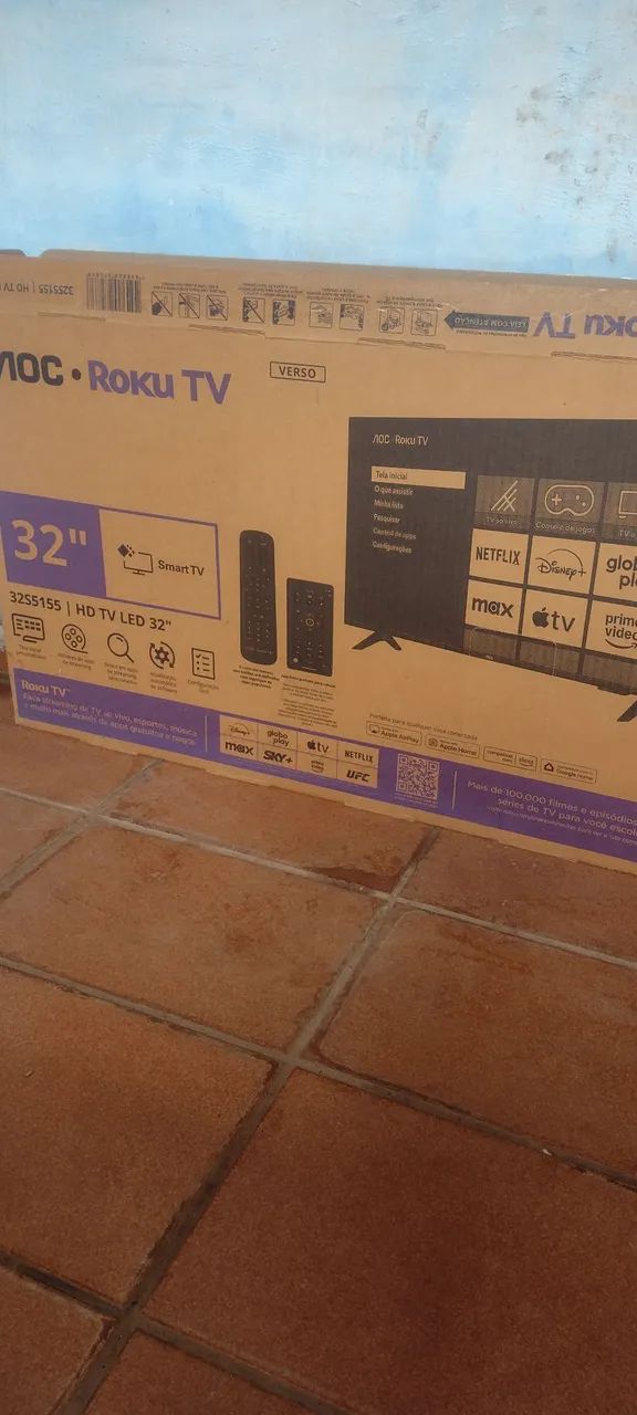 Tv smart 32 AOC nova na caixa