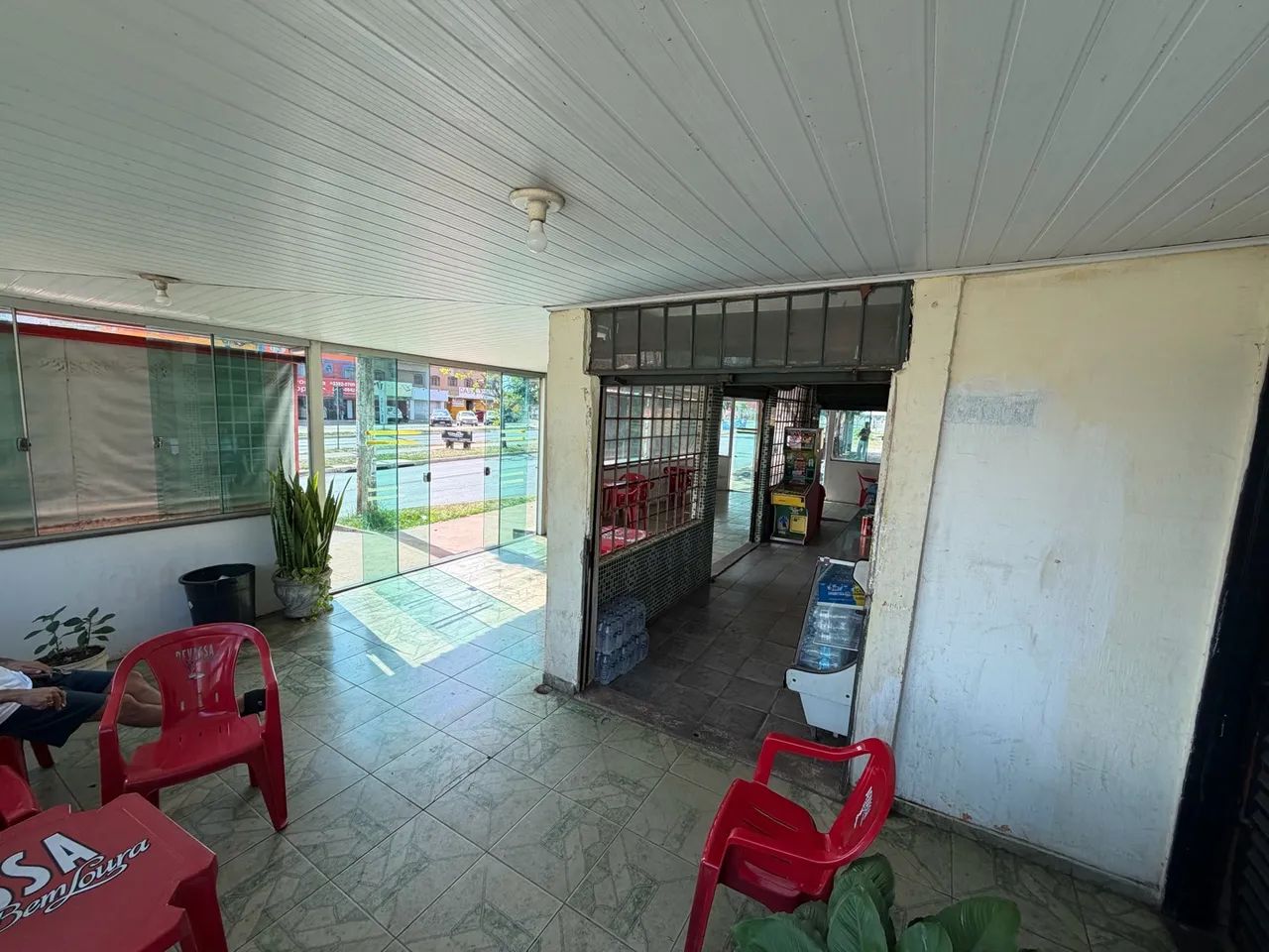 Vendo quiosque próximo ao Hospital de Santa Maria - Foto 2