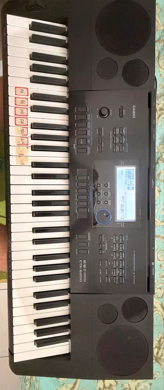 Teclado Casio CTK 6200  valor 750,00