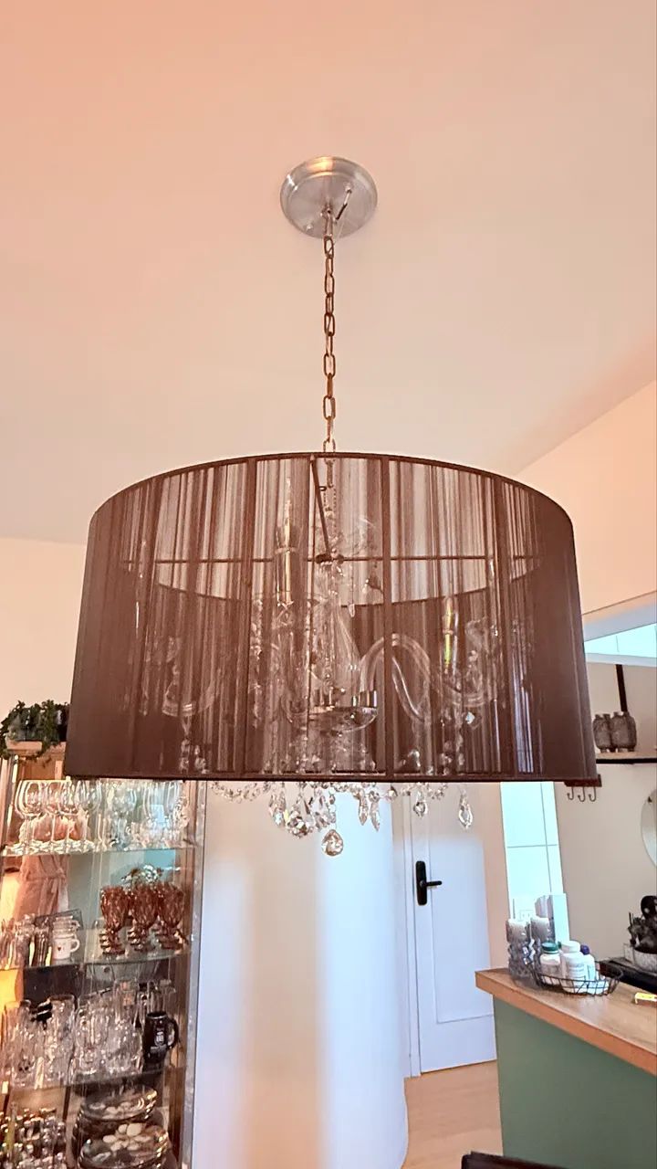 Lustre candelabro com cúpula preta - Foto 4
