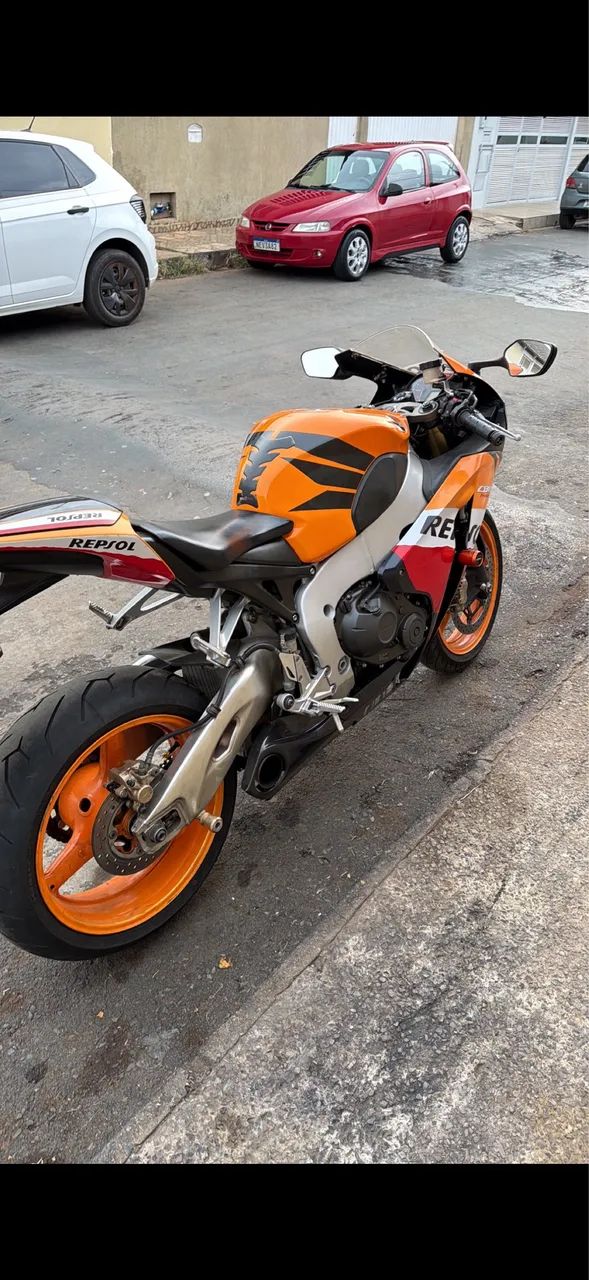 Cbr 1000rr Repsol Fireblade  - Foto 3